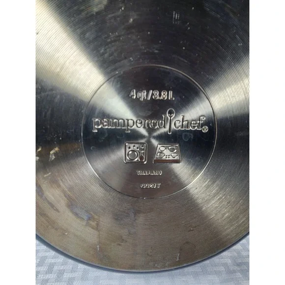 PAMPERED CHEF BRILLIANCE 4 QT. Blue /Green Metallic NON-STICK SAUCE PAN W/ LID - Picture 7 of 12